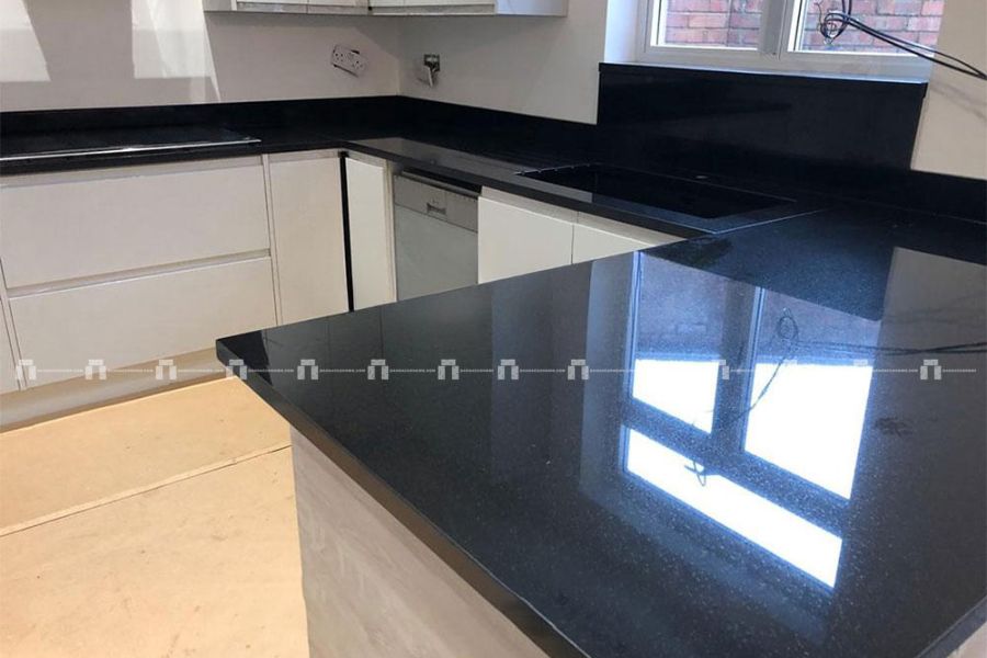 Đá hoa cương Đen Bóng (Absolute Black) - Ốp tường, mặt tiền 4