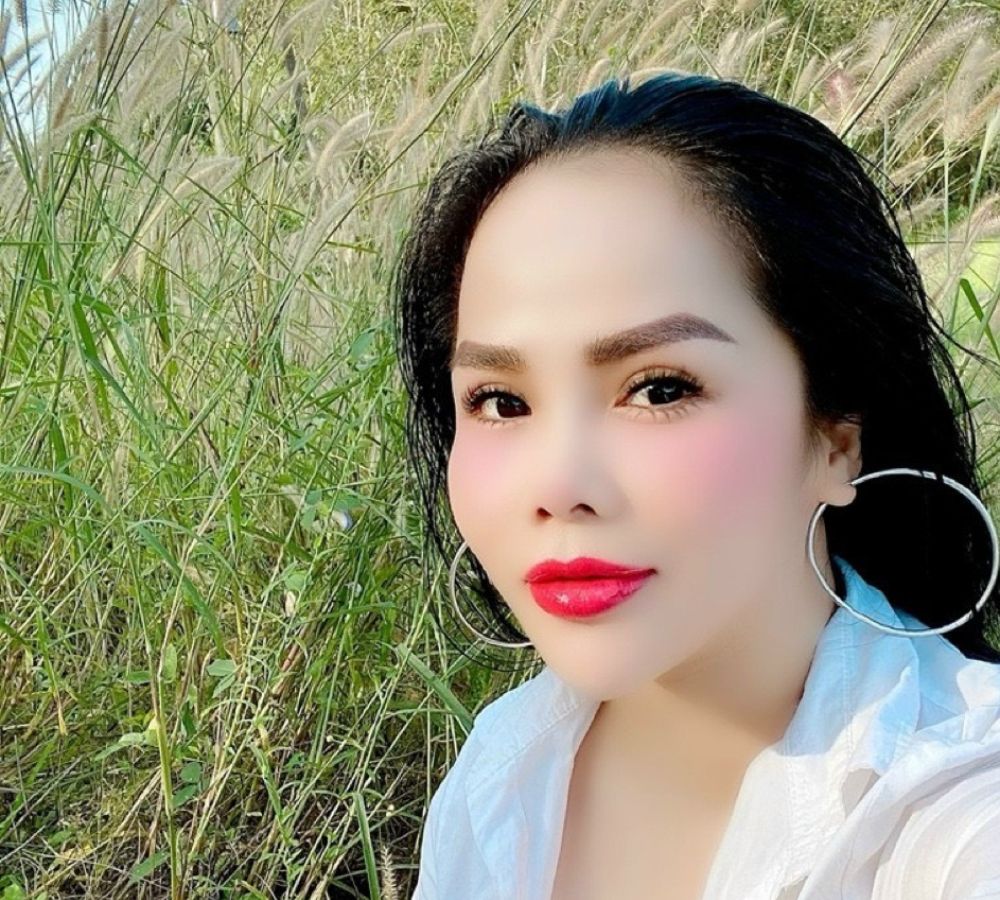 cảm nhận khách hàng Chị Phụng về Thi công đá mặt tiền