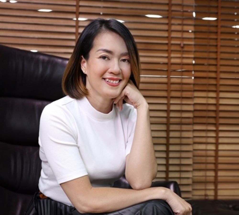 cảm nhận khách hàng Chị Hoàng Anh về Thi công đá ốp bếp