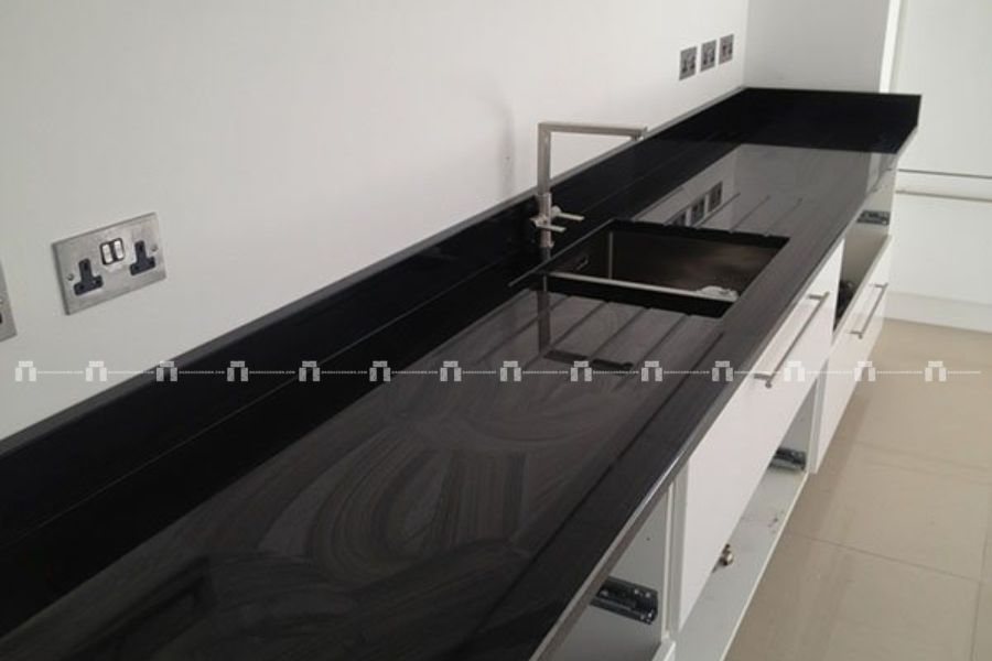 Đá hoa cương Đen Bóng (Absolute Black) - Ốp tường, mặt tiền 3